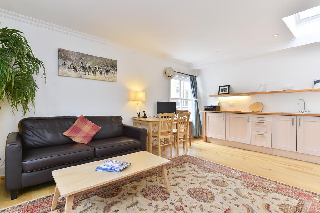 Charming Flat Near Earl'S Court Station, 4 Guests Leilighet London Eksteriør bilde